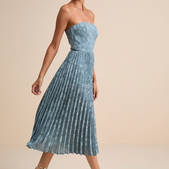 Lulus Dresses & Skirts - Lulus Perfectly Stunning Slate Blue Jacquard Strapless Midi Dress - Size XL